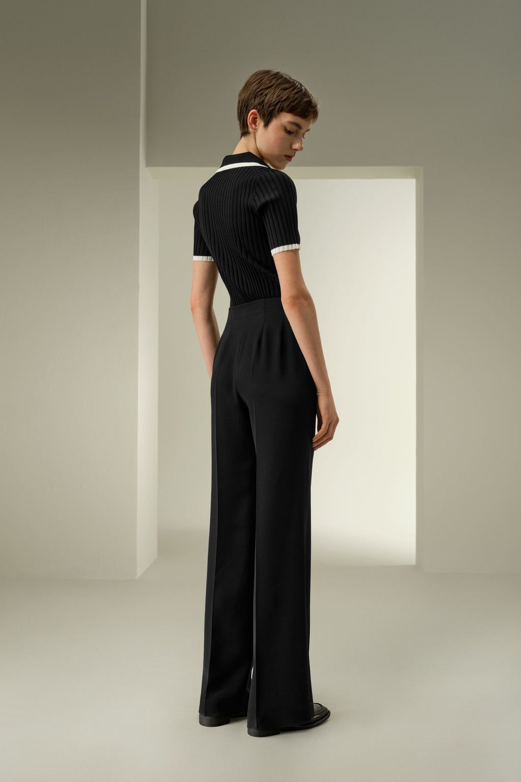 Minimalist Silk Crêpe Pant
