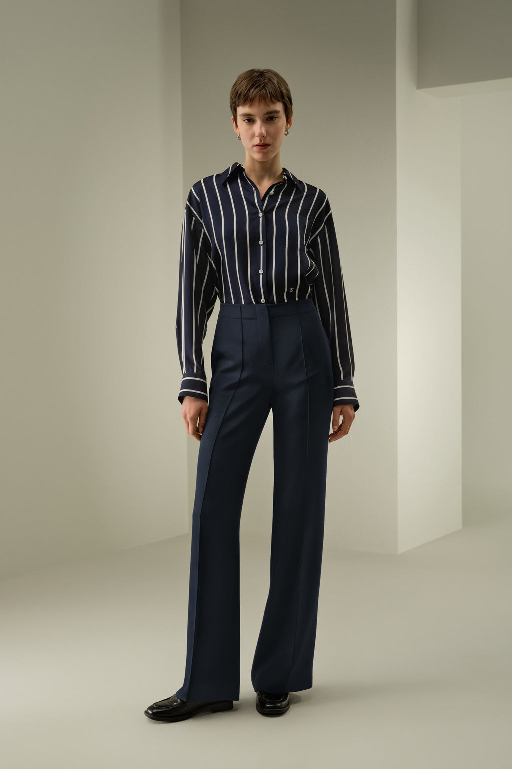 Minimalist Silk Crêpe Pant