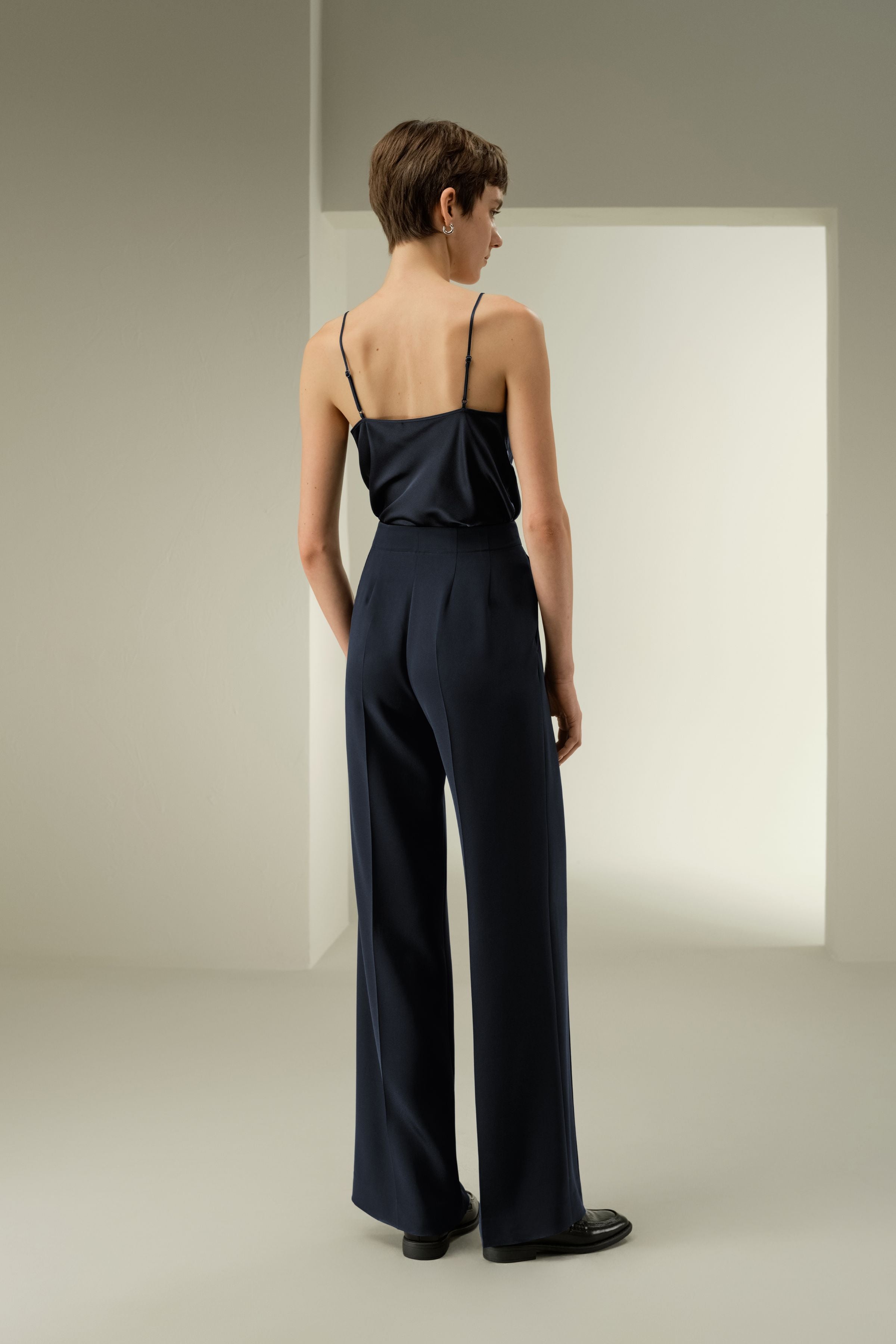 Minimalist Silk Crêpe Pant