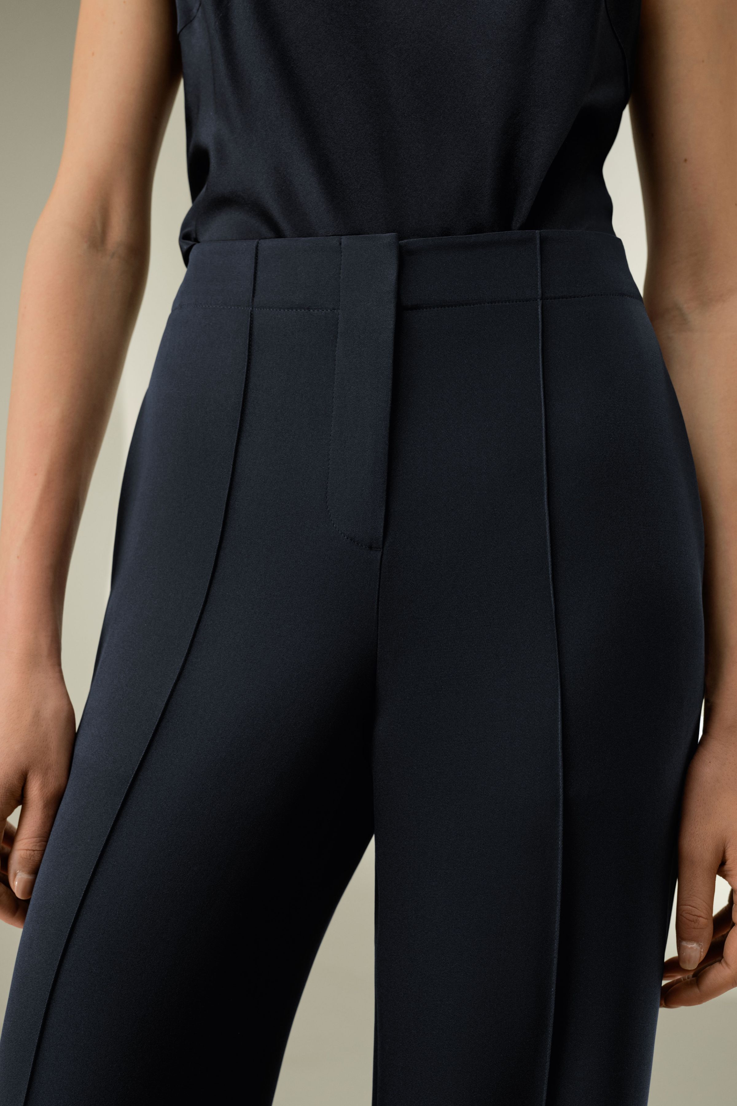 Minimalist Silk Crêpe Pant