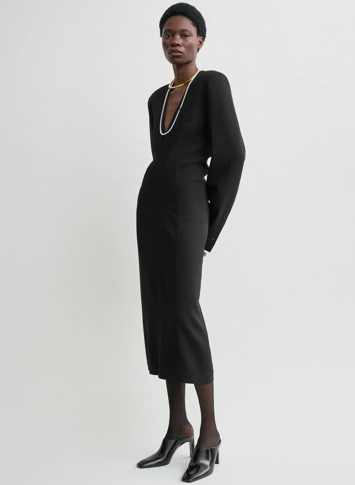 The Noire Contour Dress