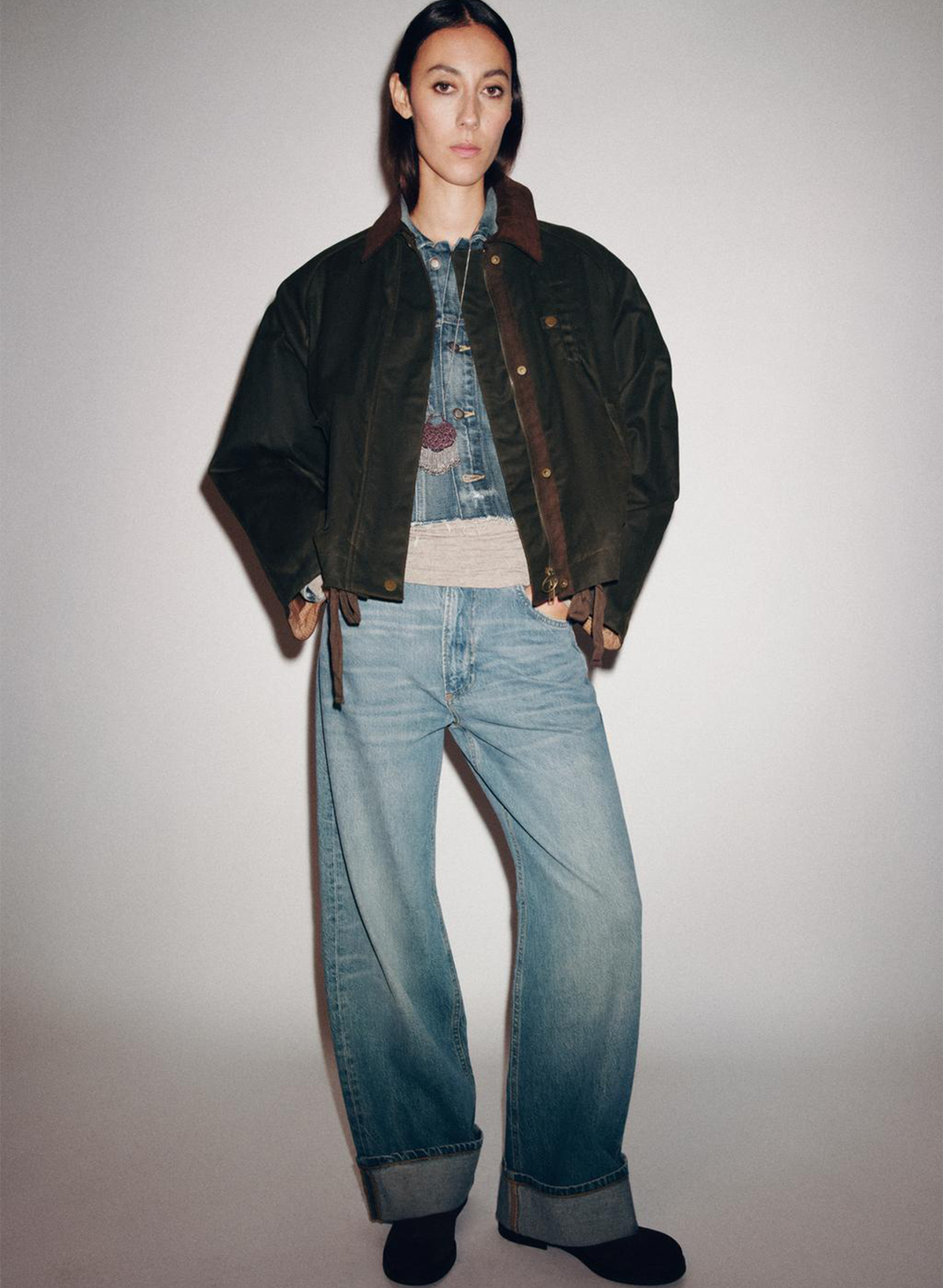 Baggy Mid-Waist Jeans