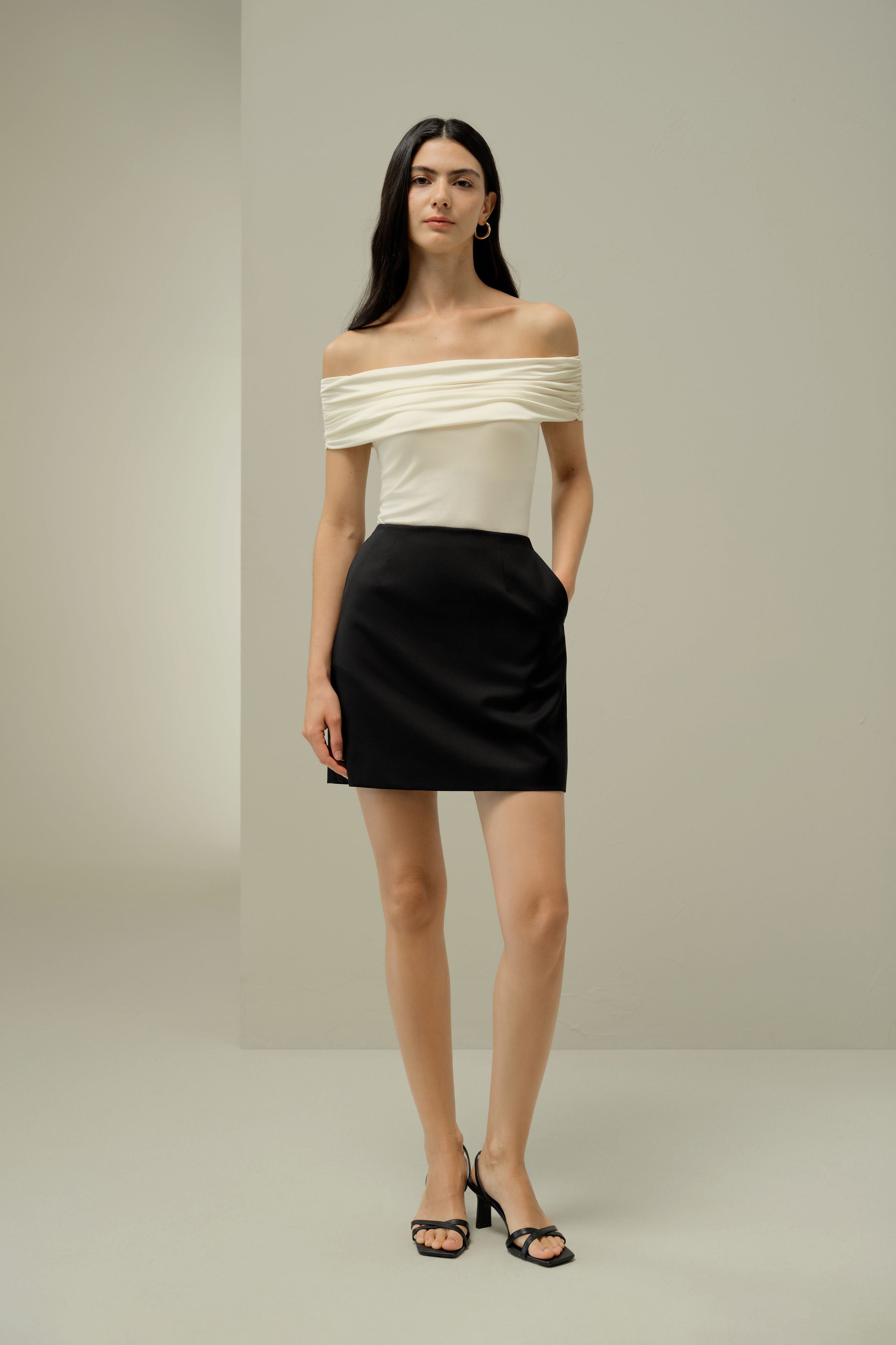 Silk Jersey Off-Shoulder Slim Top