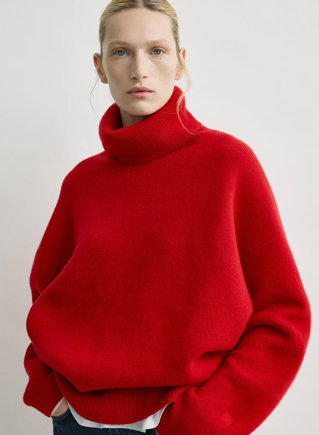 The Rouge Cloud Knit