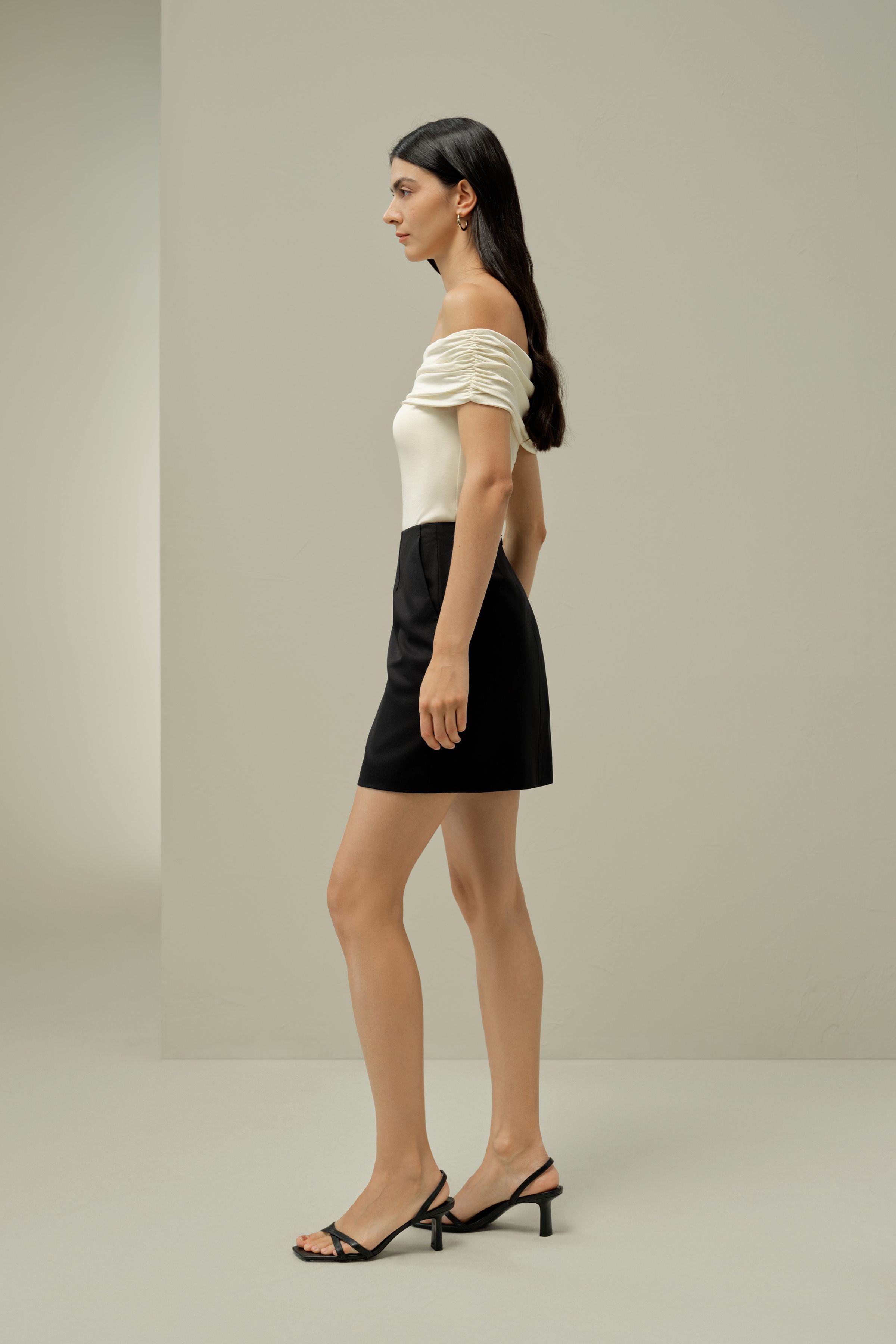 Silk Jersey Off-Shoulder Slim Top