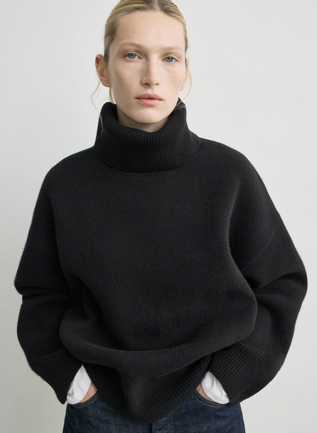 The Rouge Cloud Knit