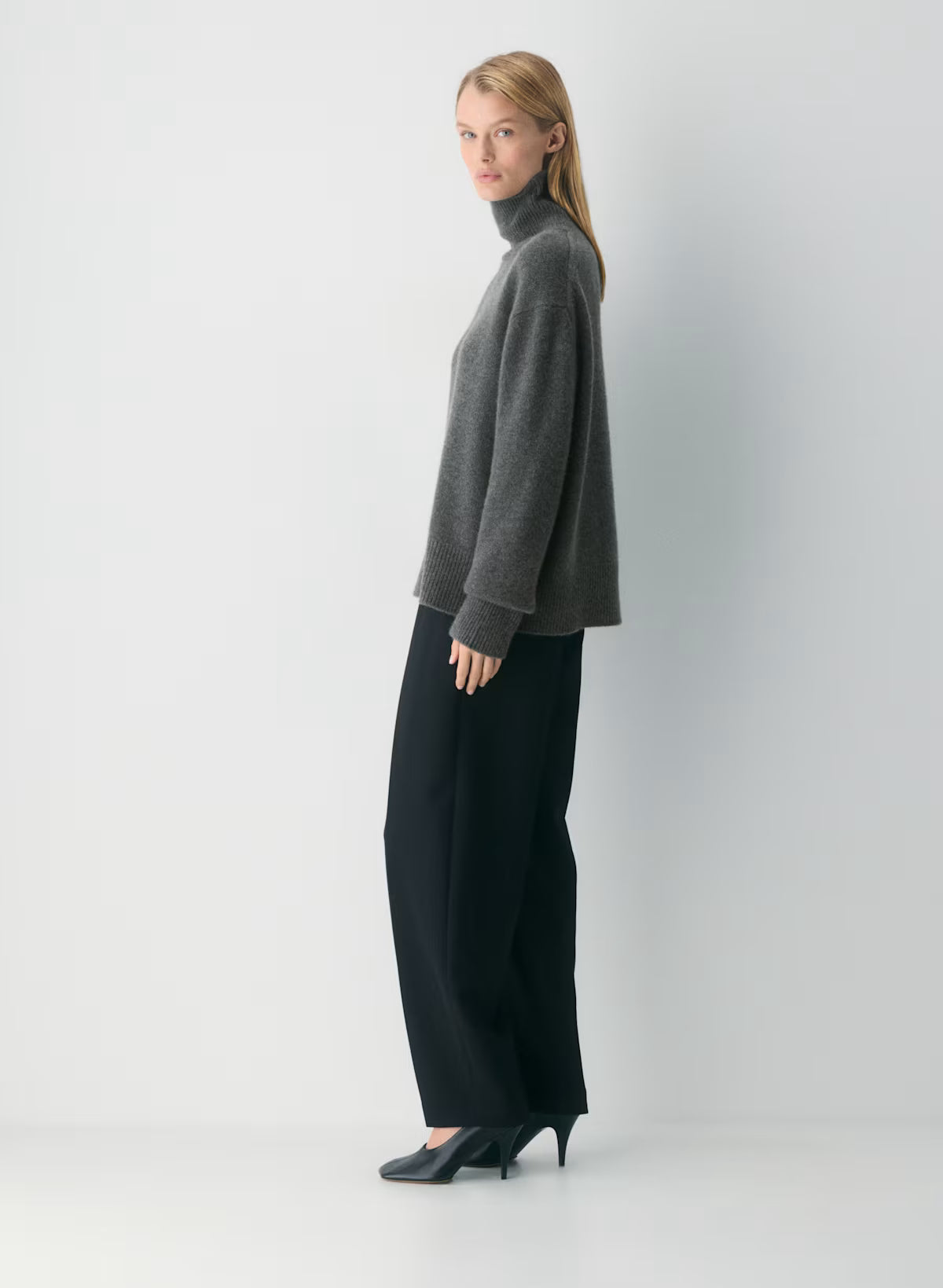 Plush Cashmere Oversized Turtleneck