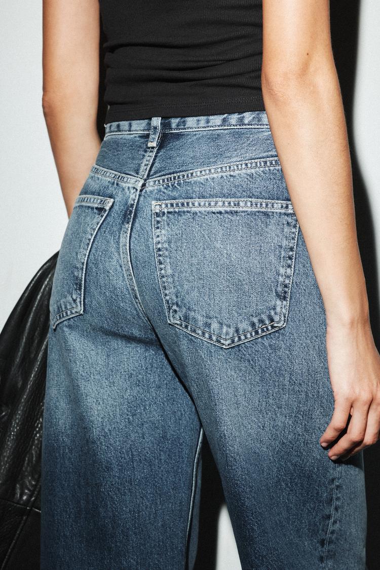 The Indigo Sculpt Jean
