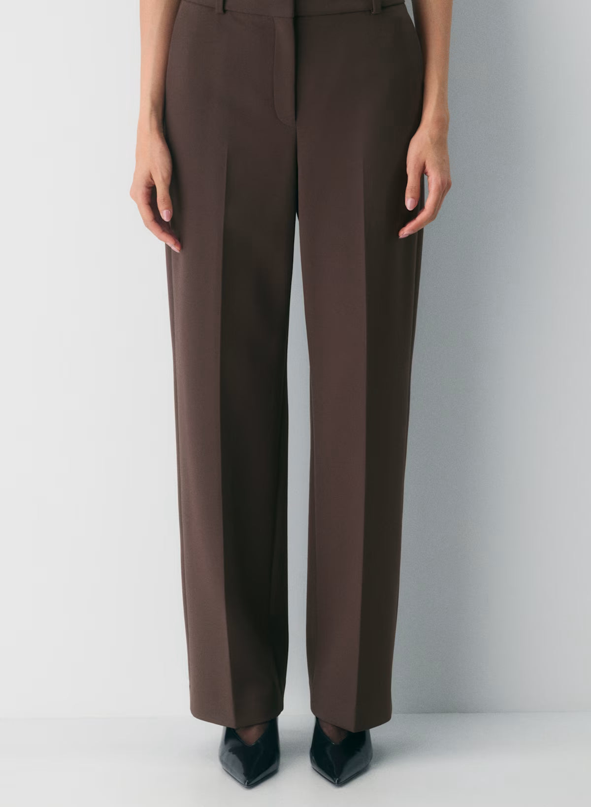 New Agency Pant - (Re)ssential