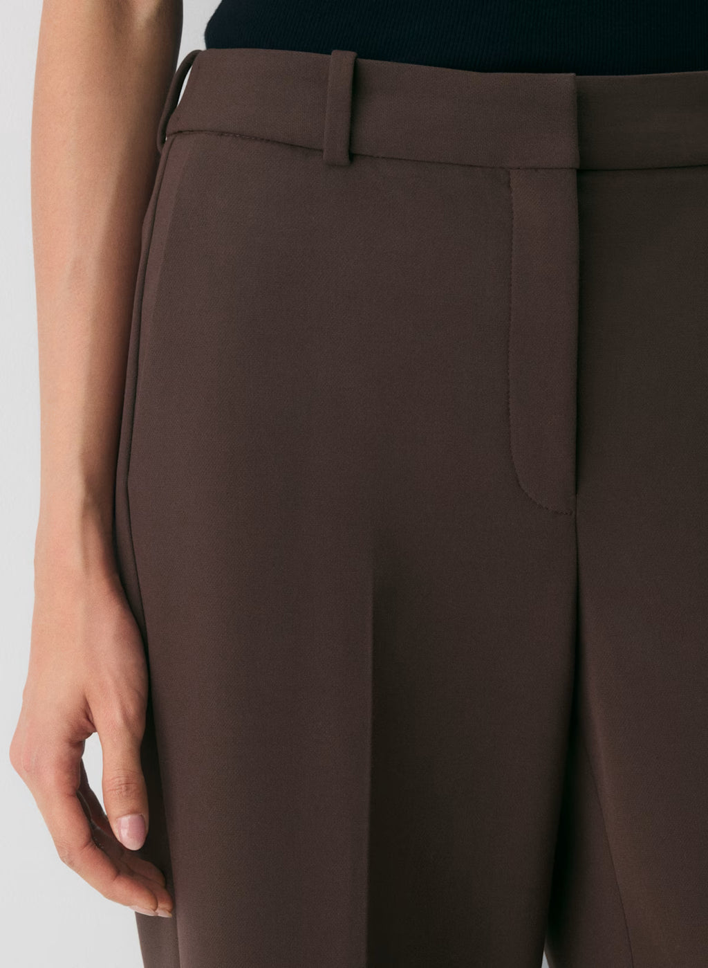 New Agency Pant - (Re)ssential