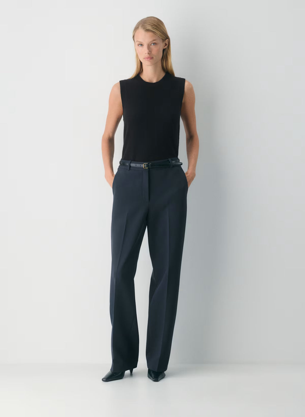 New Agency Pant - (Re)ssential