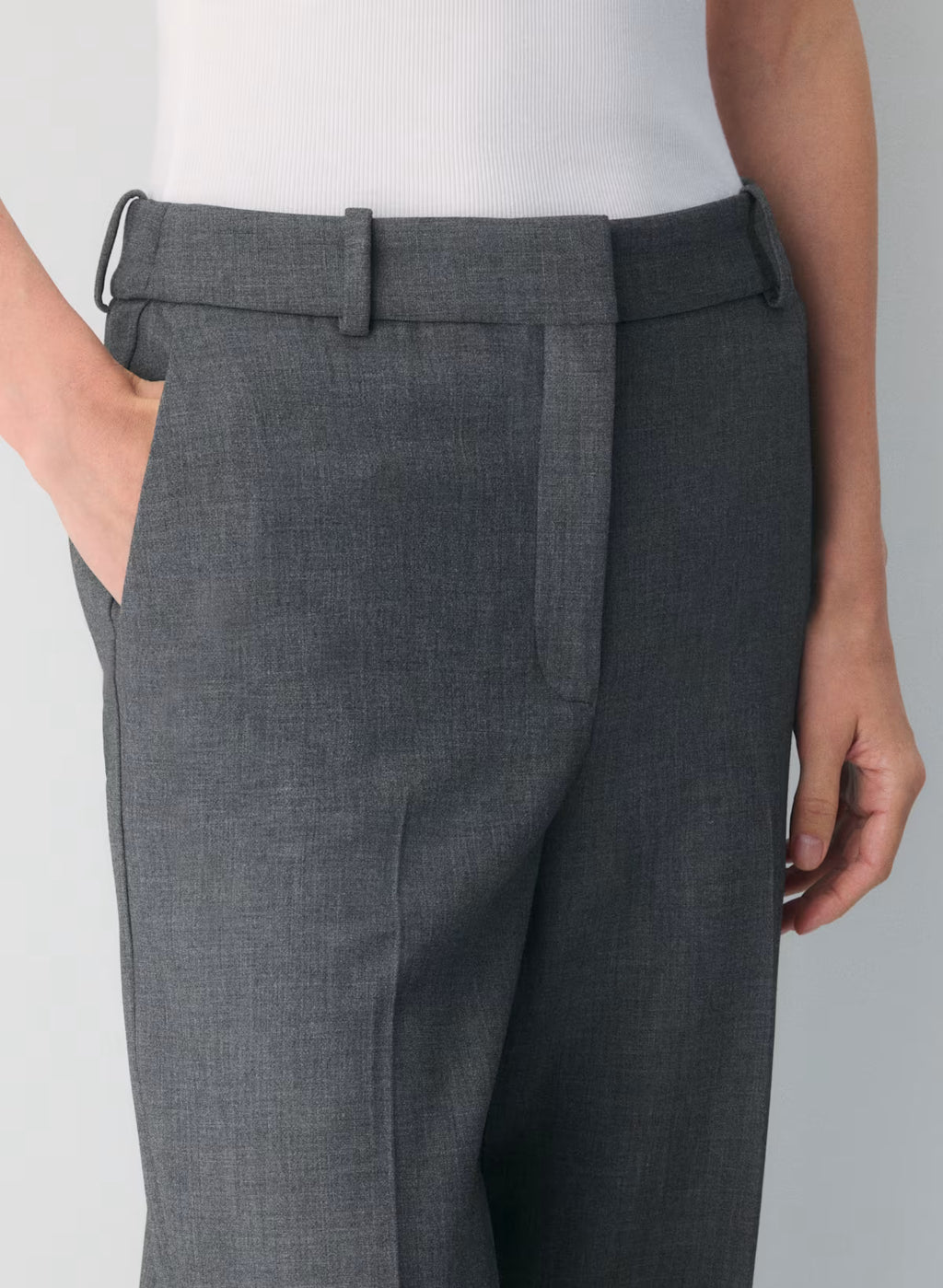 New Agency Pant - (Re)ssential