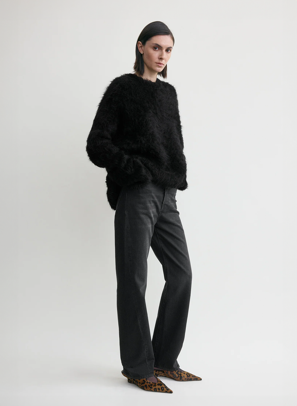 Boxy alpaca knit black
