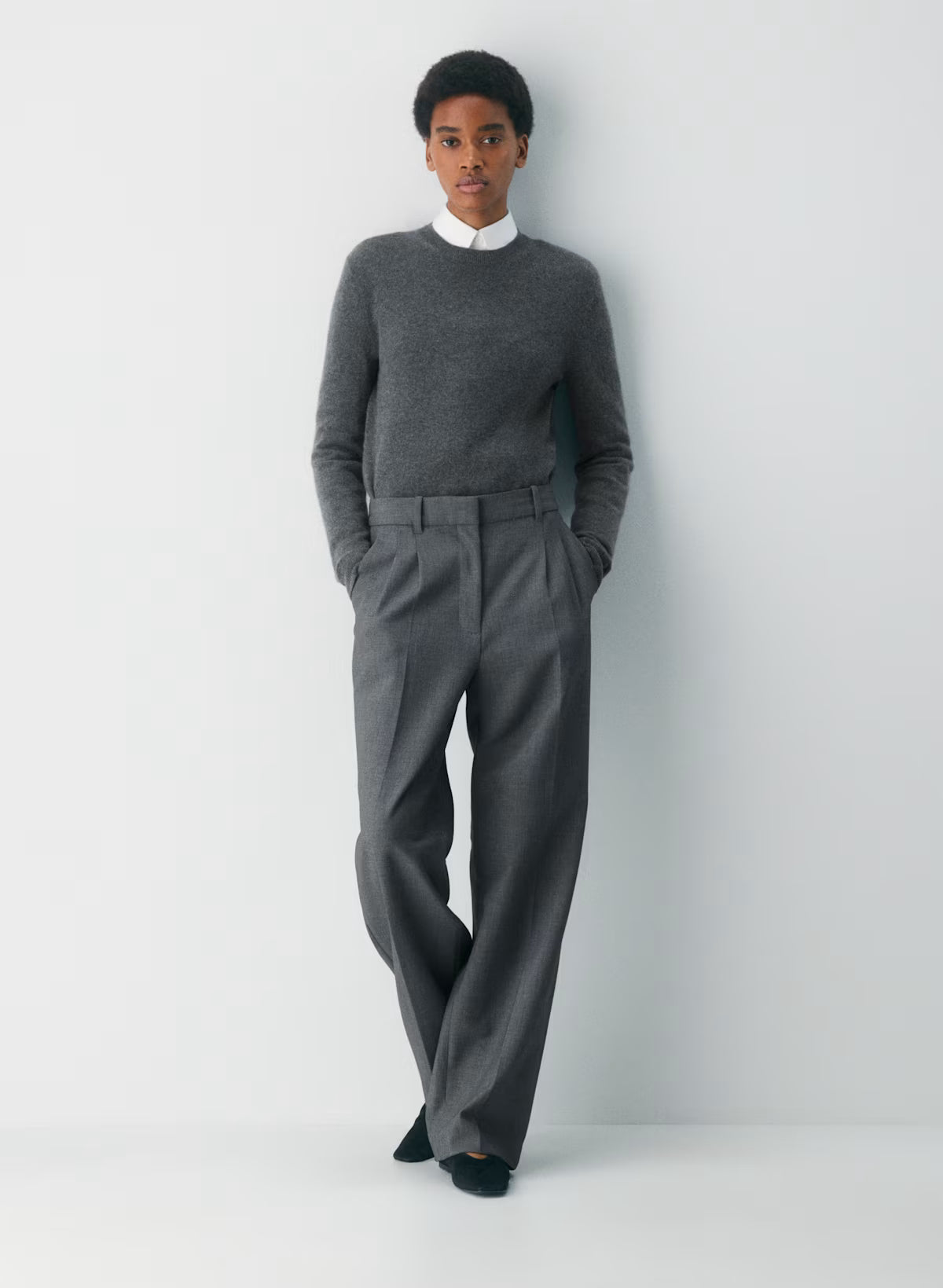 Essential Cashmere Relaxed Crew Sweater