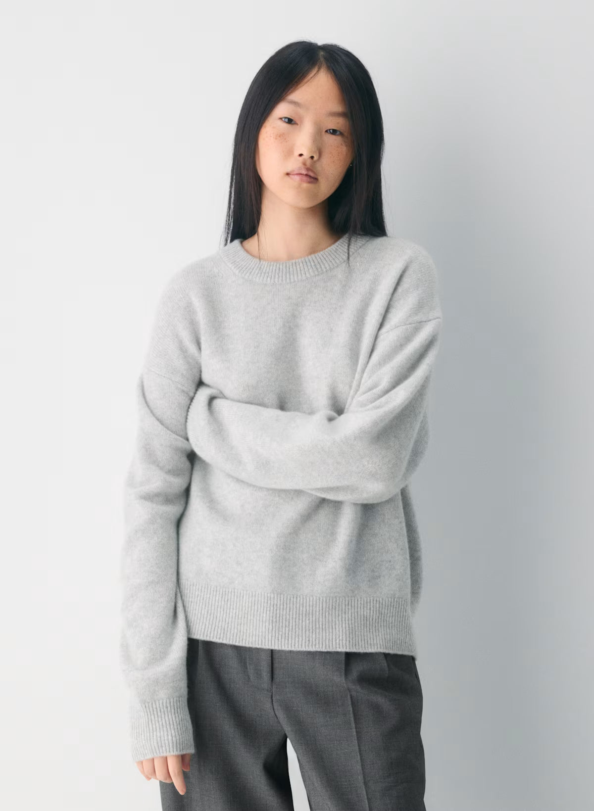 Essential Cashmere Relaxed Crew Sweater