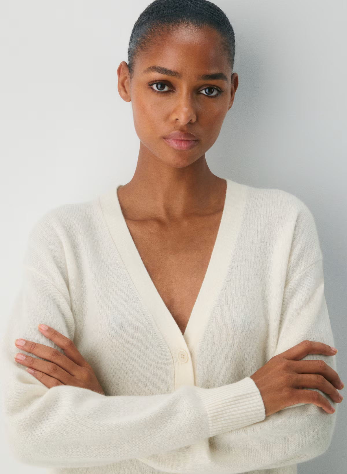 Feather Cashmere Relaxed V-neck Cardigan