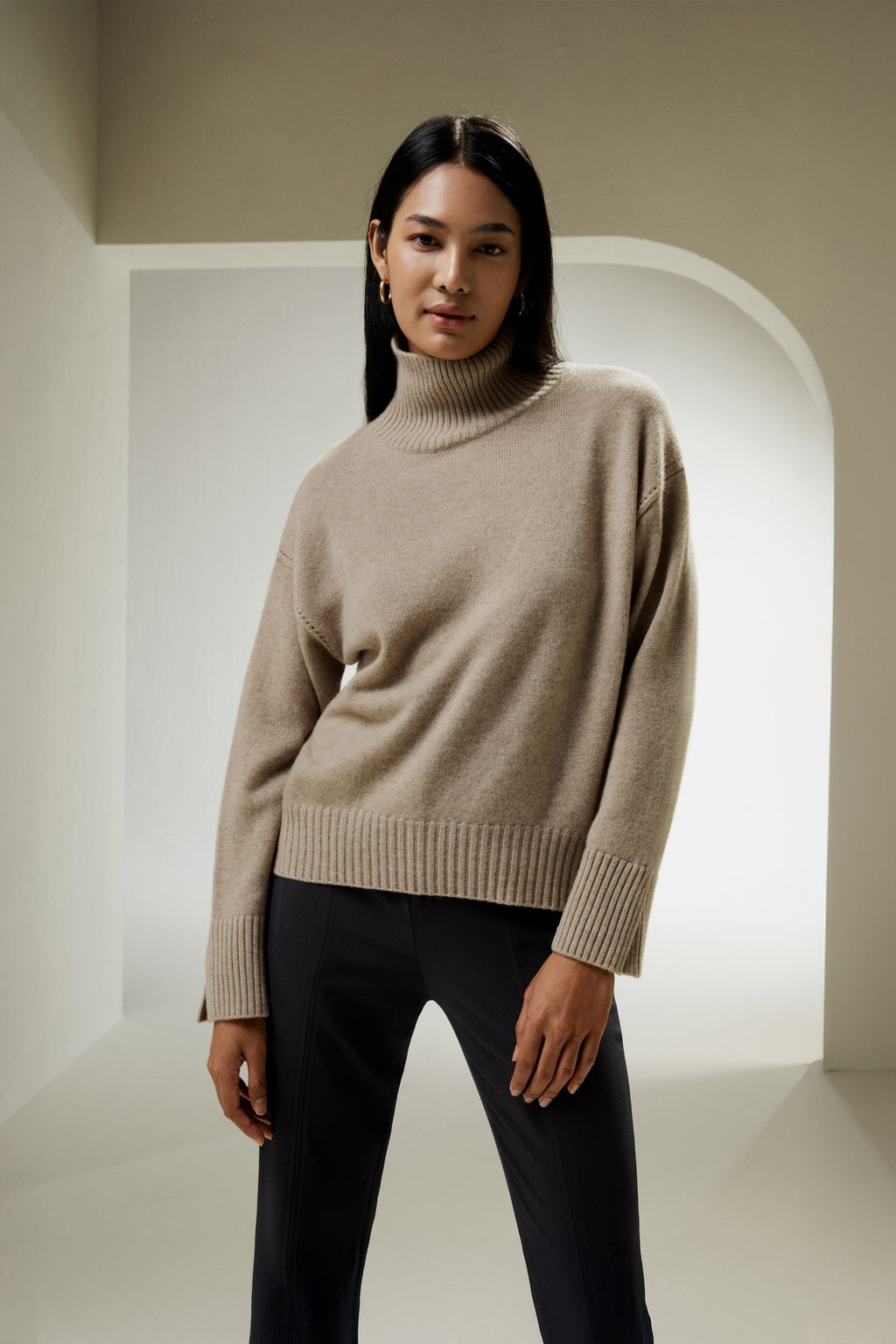 Turtleneck Relaxed-Fit Cashmere Sweater