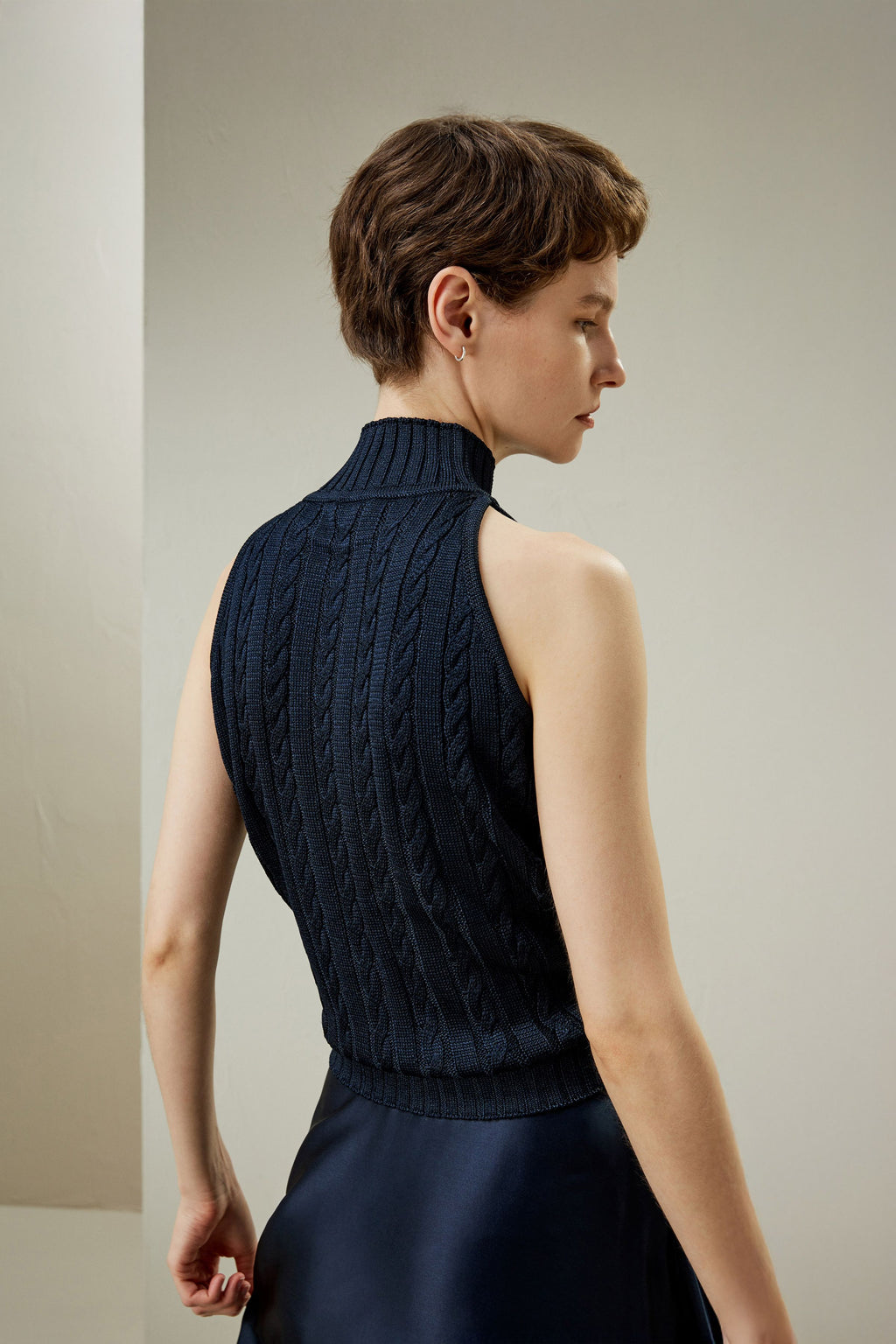 Wild Silk Sleeveless Sweater