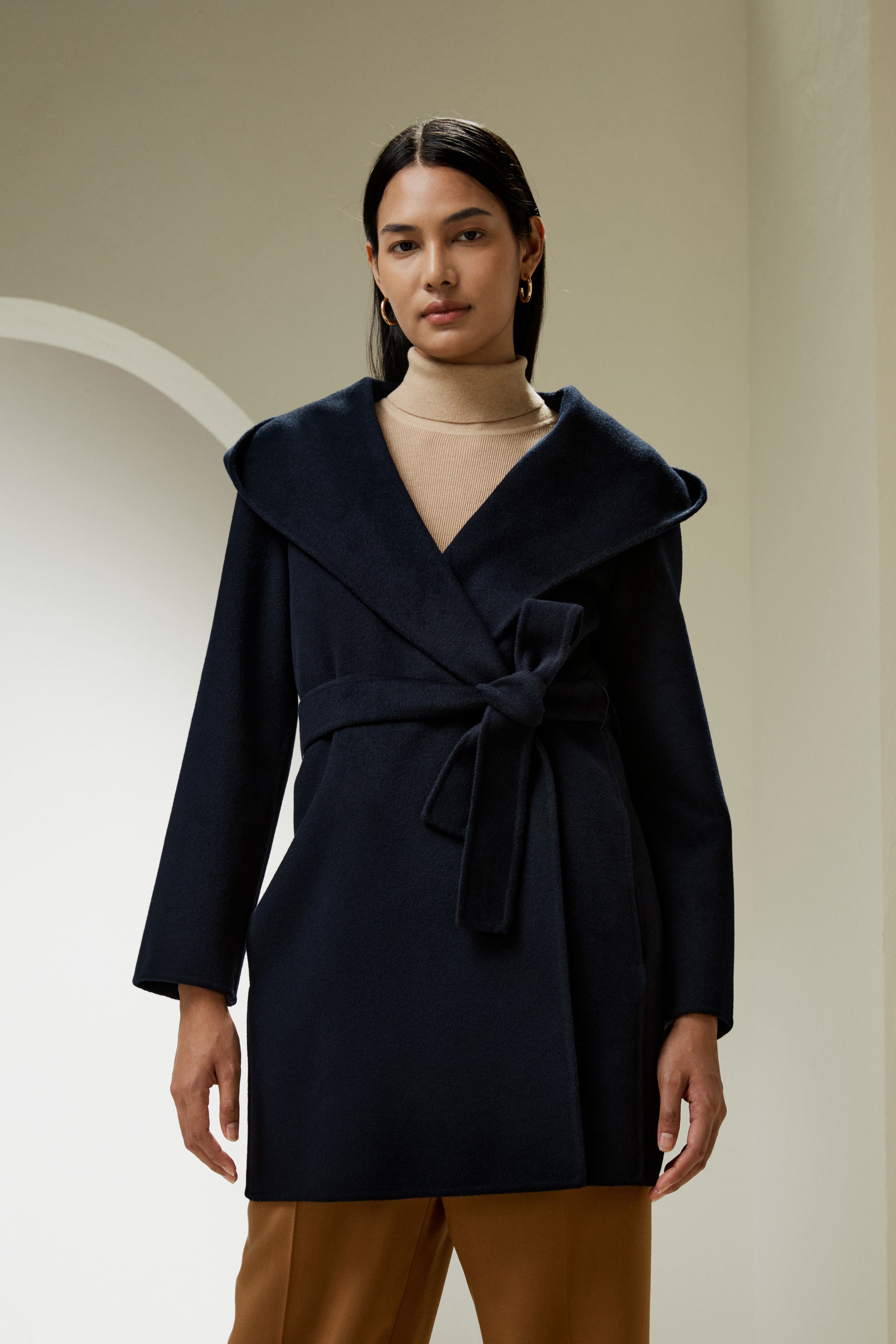 Cashmere-Wool-Blend Belted Short Hooded Coat