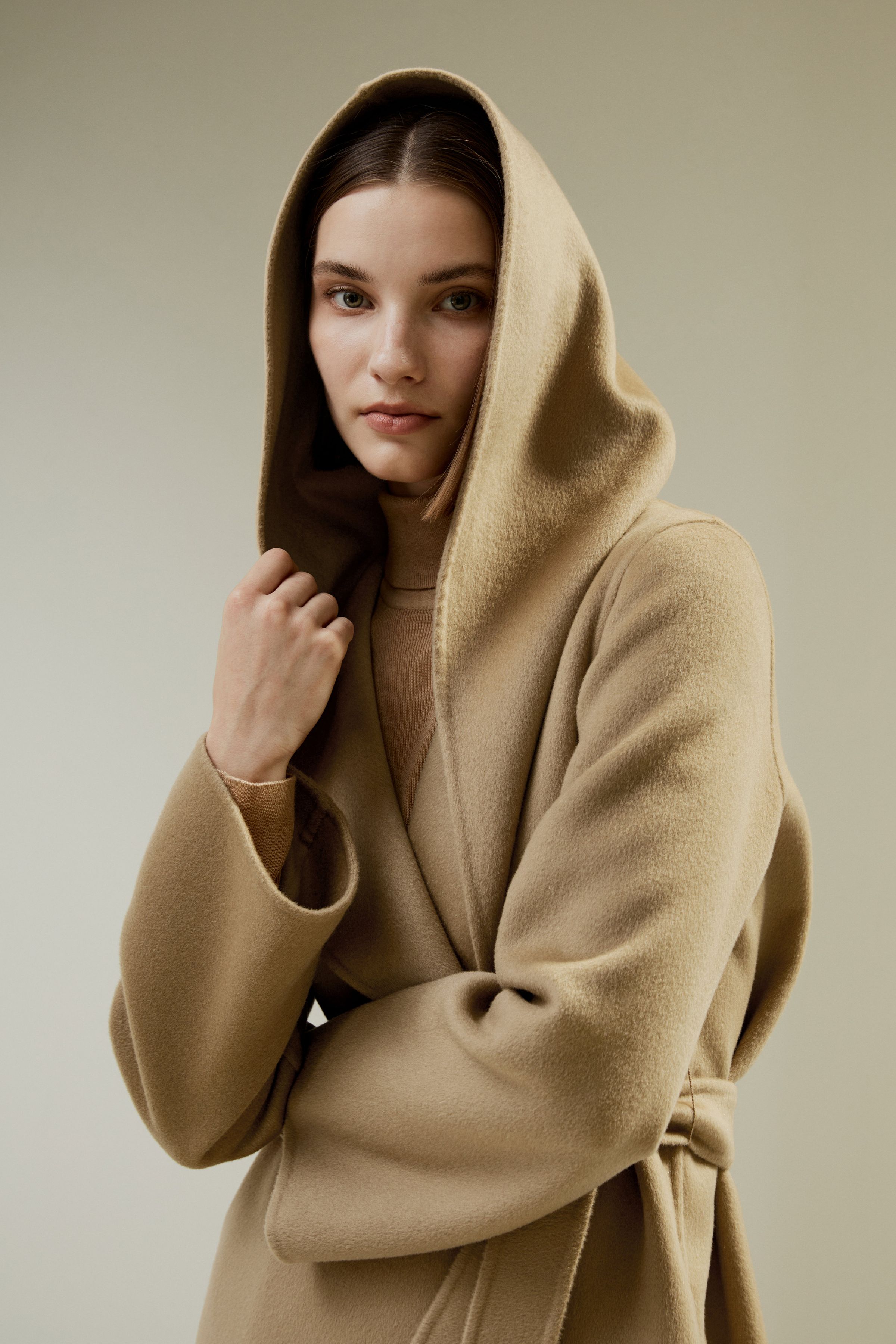 Cashmere-Wool-Blend Belted Short Hooded Coat