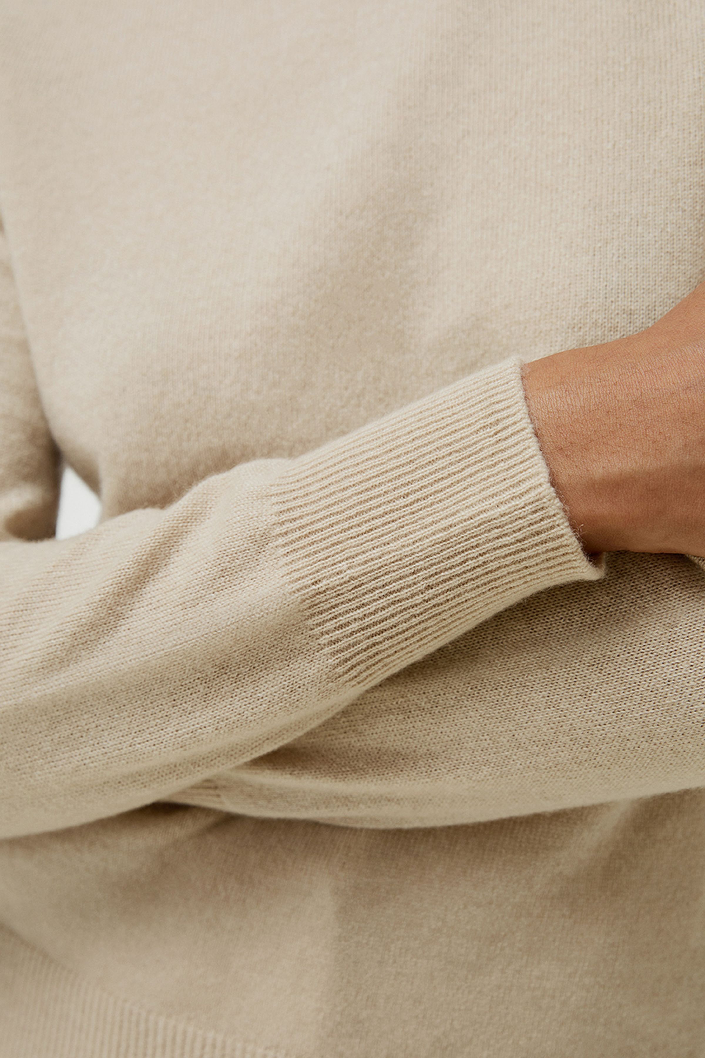 Pure Cashmere Turtleneck Sweater